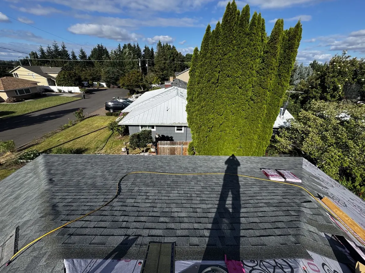 Nearly finished shingle roof replacement by Mistletoe Construction, trusted roofers for Douglas County Oregon homes